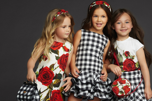 Современные фасоны детских платьев: примеры каждого стиля.